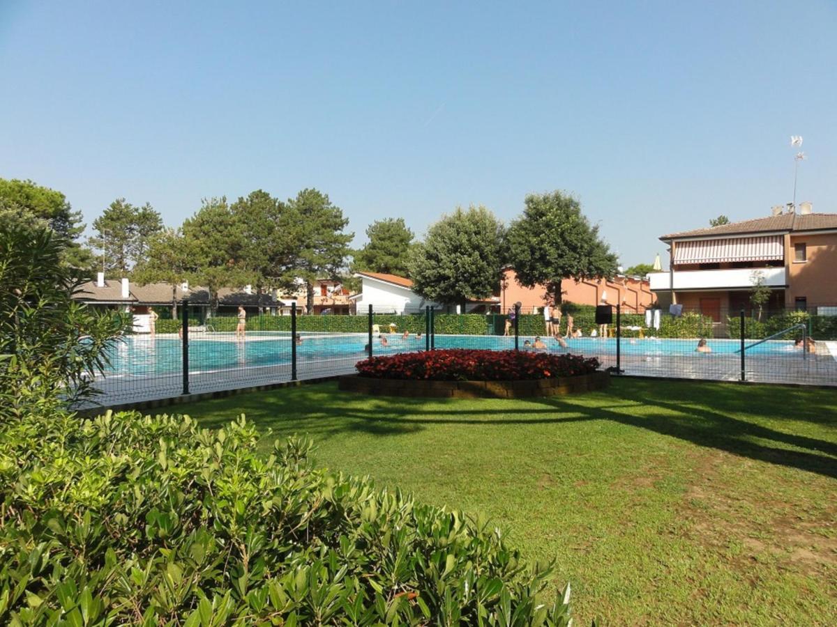 Villaggio Azzurro - Appartamenti ビビオーネ エクステリア 写真